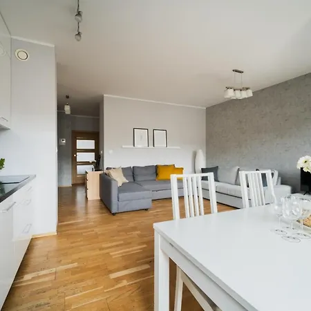 Big Old Town - 3 Rooms- 7 People-lift- Near Town Hall Appartamento