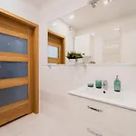 Apartamento Big Old Town - 3 Rooms- 7 People-lift- Near Town Hall Breslavia