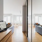 Big Old Town - 3 Rooms- 7 People-lift- Near Town Hall Breslavia