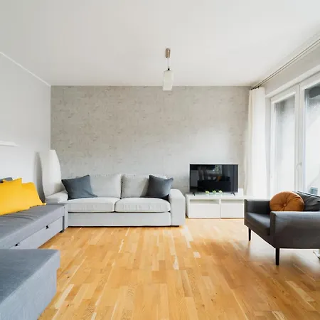 Big Old Town - 3 Rooms- 7 People-lift- Near Town Hall Wrocław